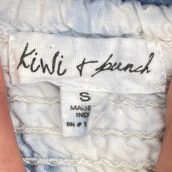 NEW - KIWI + PUNCH Off the Shoulder Tie Dye Short Sleeve Crop Top - Size Small - Picture 2 of 9